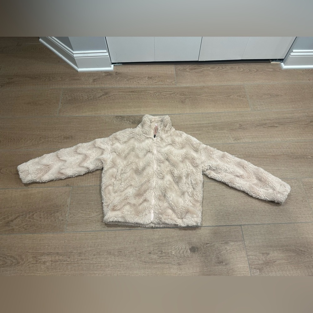 Urban Outfitters Ladies Pink Plush Zip Jacket